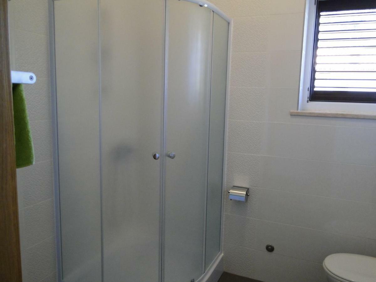 Apartment Pino Umag Buitenkant foto